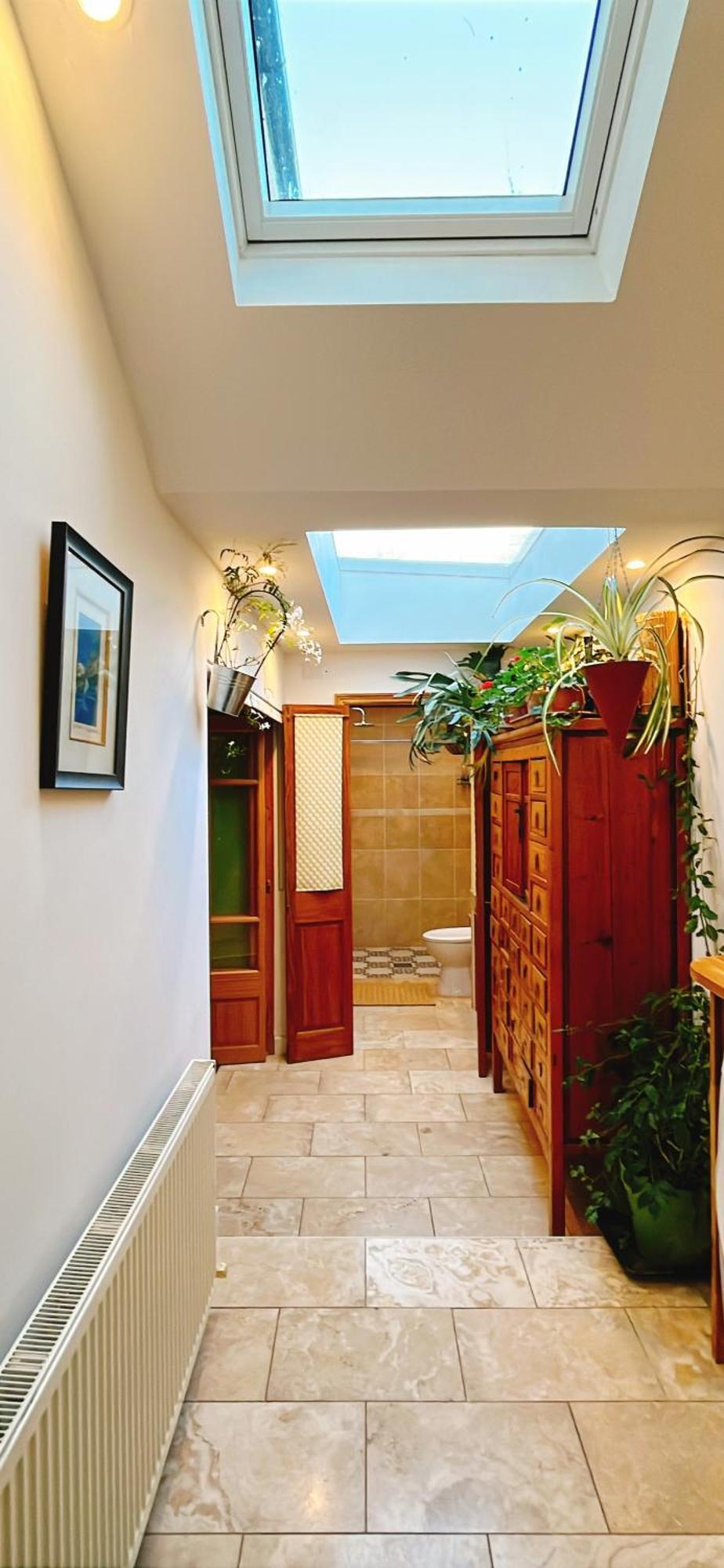Funky Urban Jungle Bed & Breakfast คาร์ดิฟฟ์ ภายนอก รูปภาพ